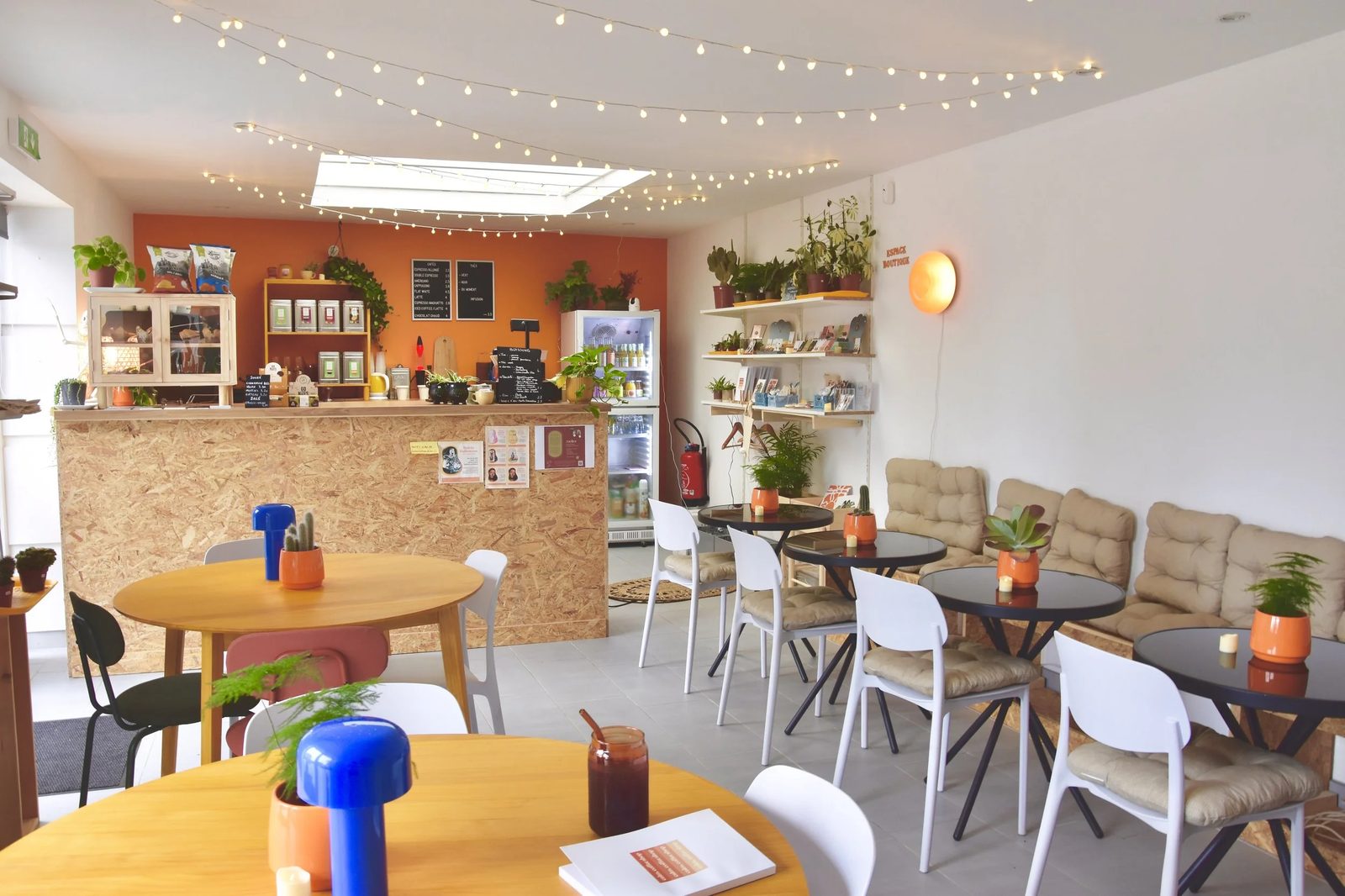 Café de spécialité servi chez CALM.